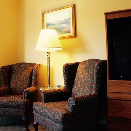 Evangeline Inn & Motel Grand pré Buitenkant foto