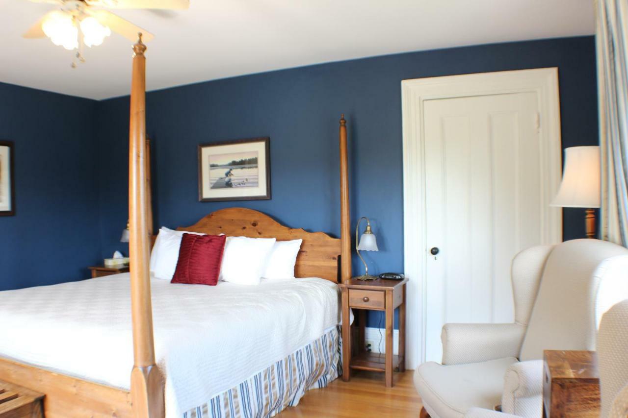 Evangeline Inn & Motel Grand pré Buitenkant foto