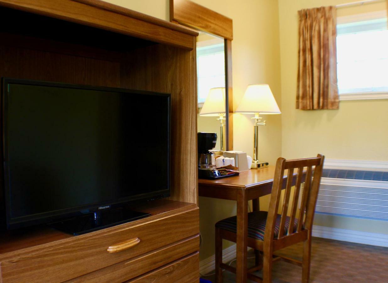 Evangeline Inn & Motel Grand pré Buitenkant foto